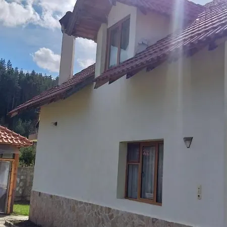 Вила Беслет *